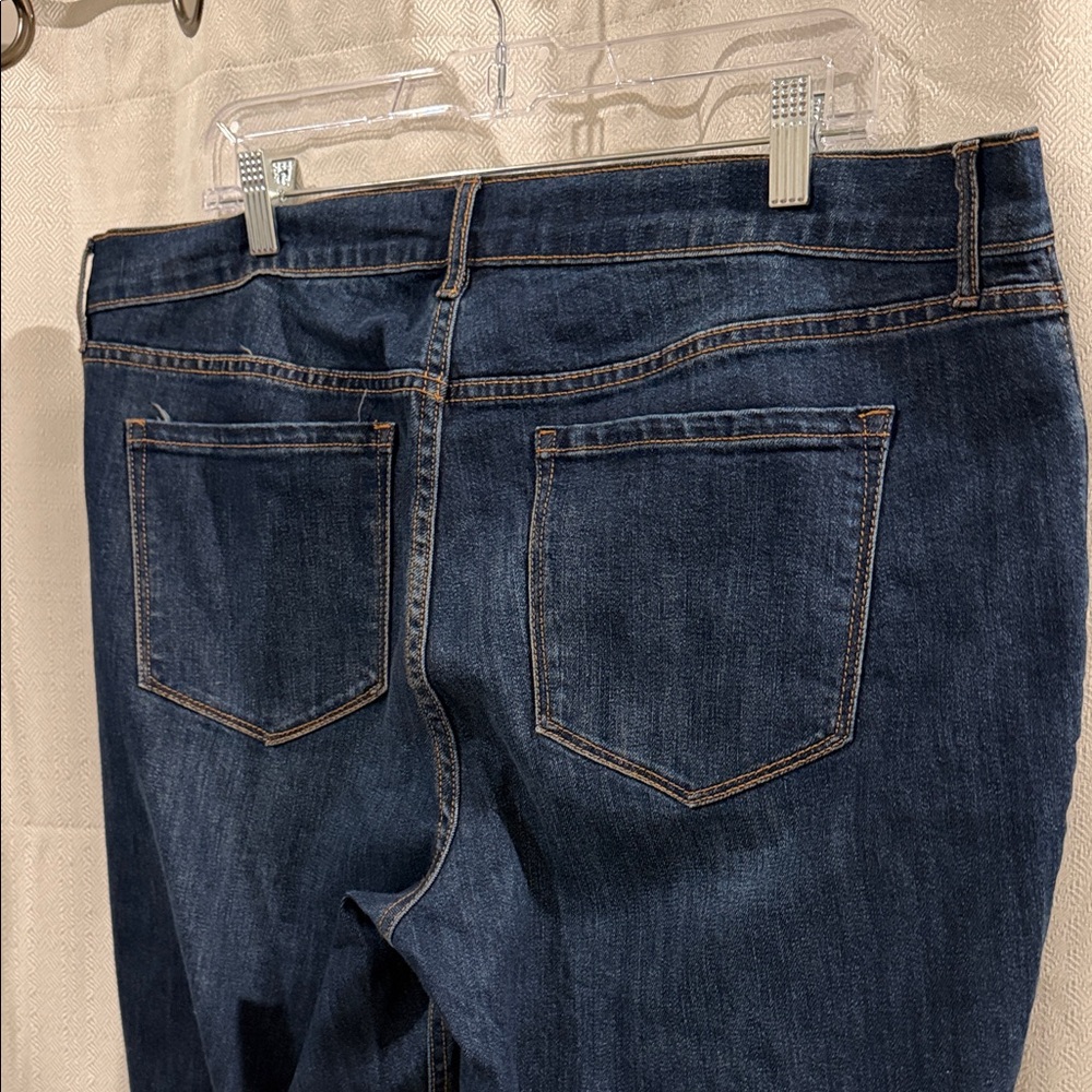 Old Navy Women's Flare Ankle Dark Blue Jeans - never worn - Picture 6 of 7